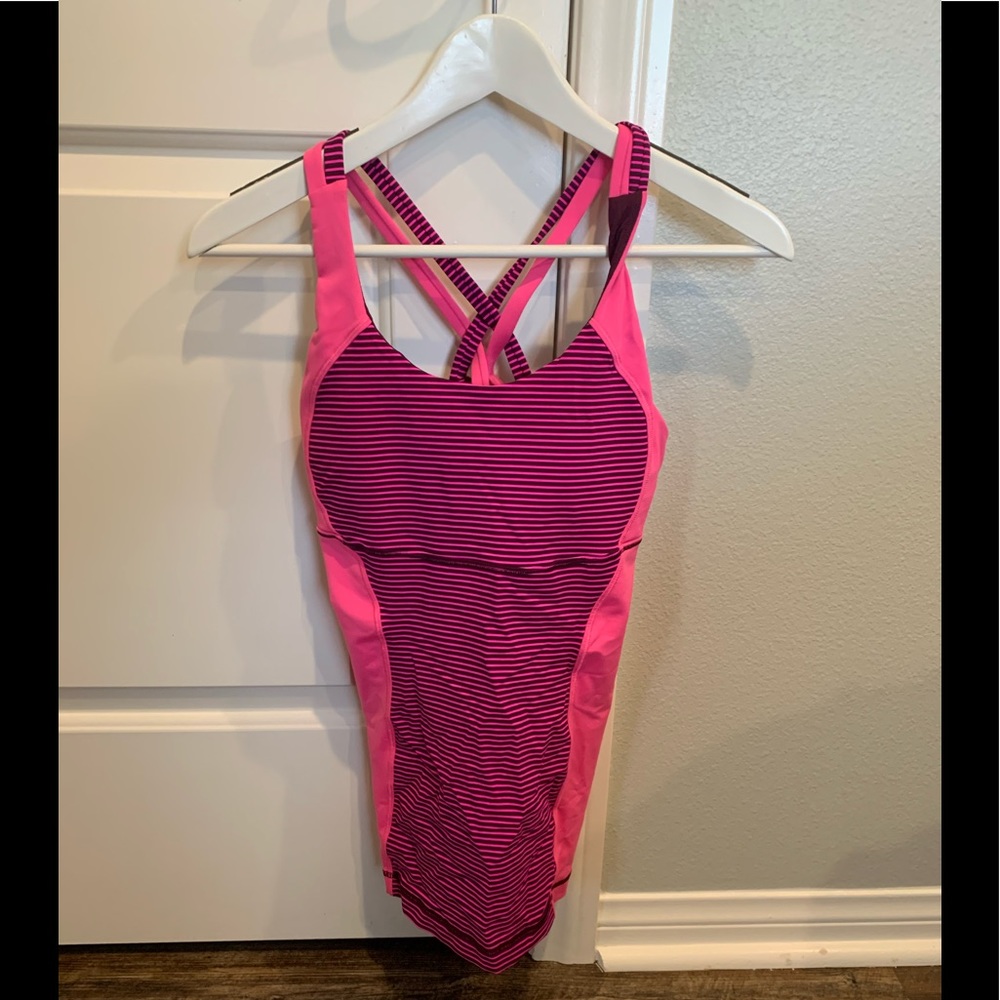Lululemon Workout Tops